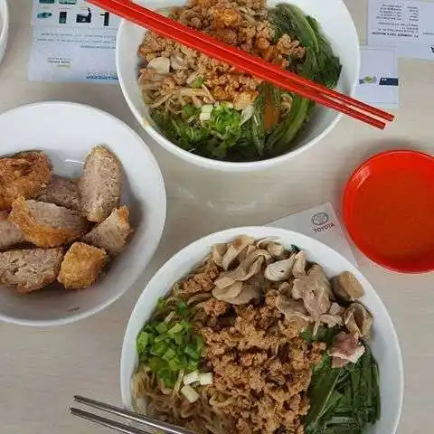 Gambar Makanan Bakmie Singapur 18