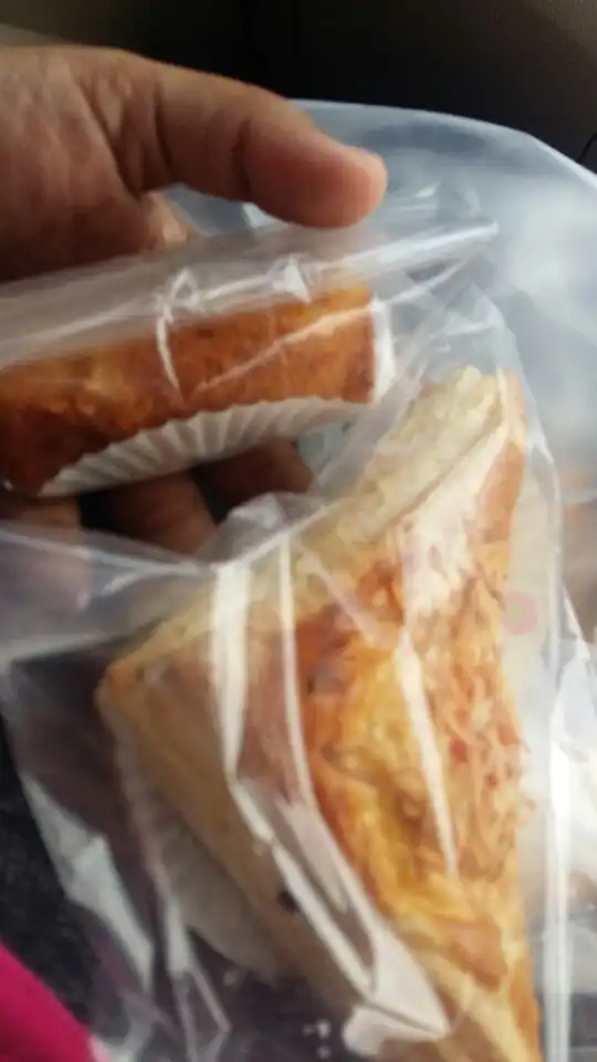 Gambar Makanan RotikU (Traditional Home Made Bread) 14