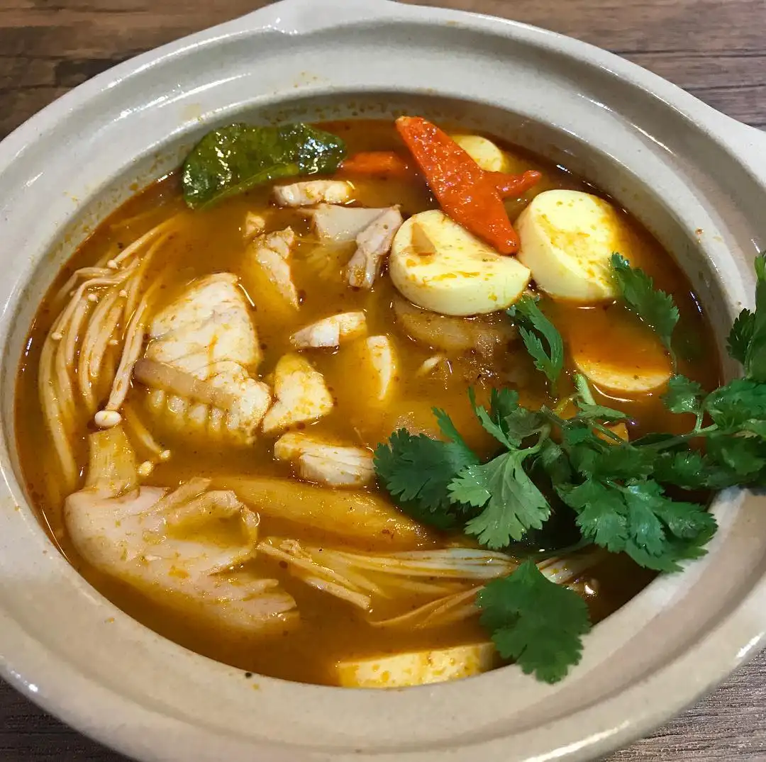 Tom Yum House