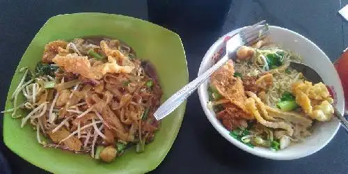 Kwe Tiau Imbon, Pontianak Selatan