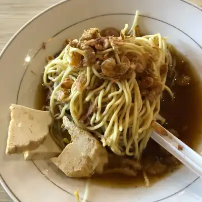 Lontong Mie Ny. Marlia