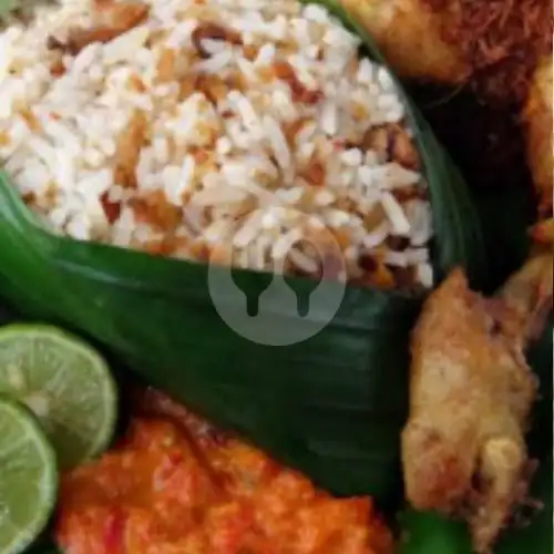 Gambar Makanan Ayam Goreng Nasi Tutug Oncom Katineung 4