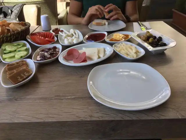 Konak Cafe'nin yemek ve ambiyans fotoğrafları 2