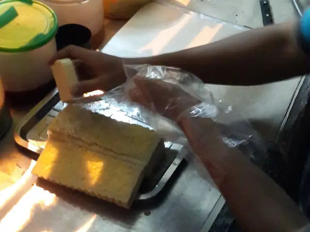 Gambar Makanan Roti Bakar Patria 2