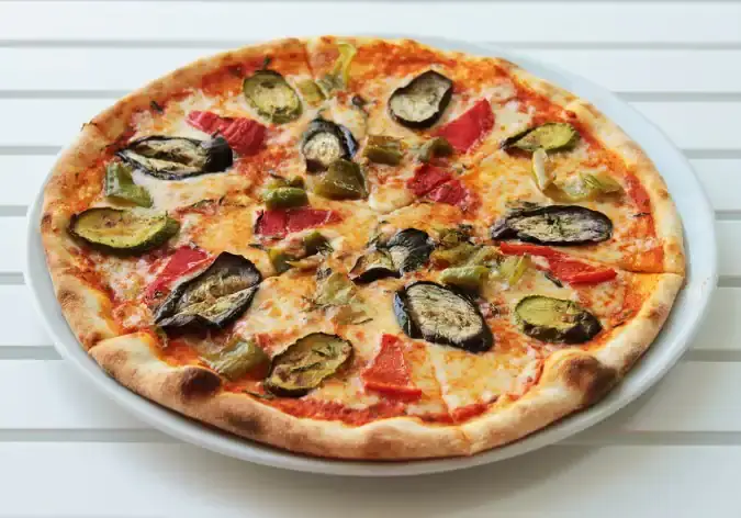 Pizzeria Ulus'nin yemek ve ambiyans fotoğrafları 1
