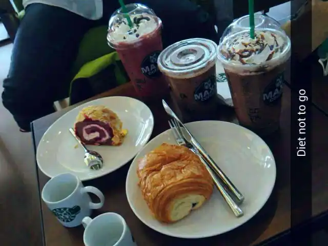 Gambar Makanan Maxx Coffee 19