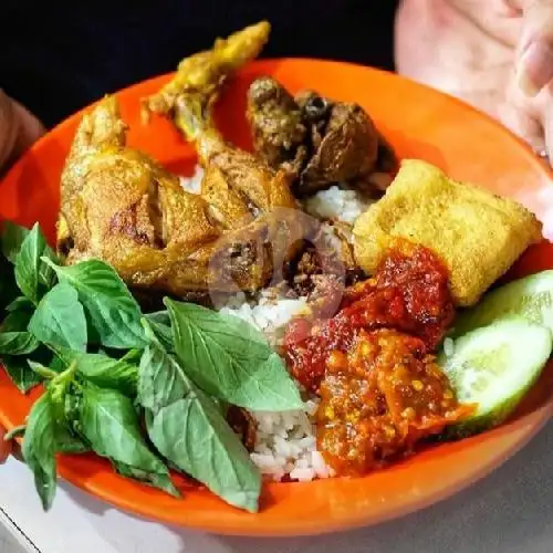 Gambar Makanan Bantaran Kuliner, Makasar 7