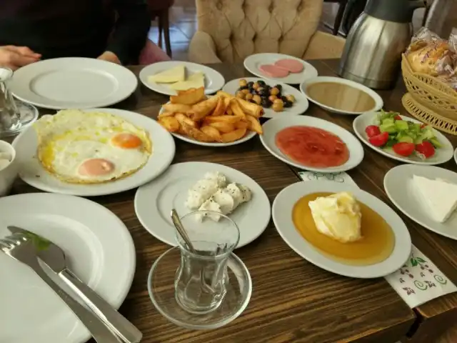 ÖrenKöşk Türk Mutfağı'nin yemek ve ambiyans fotoğrafları 3