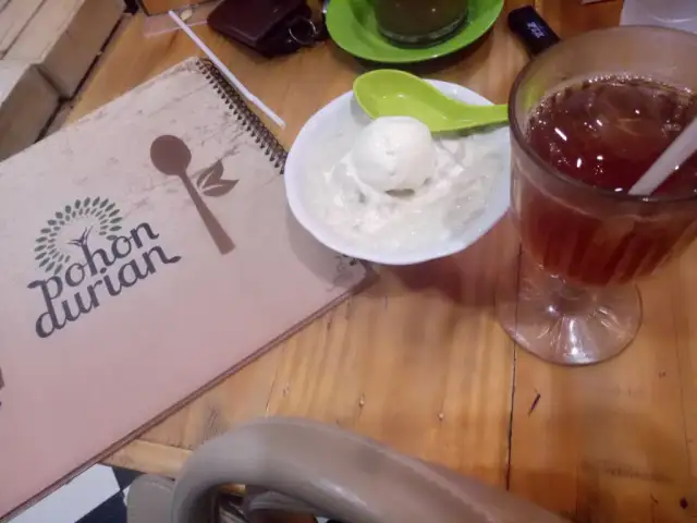 Cafe Pohon Durian