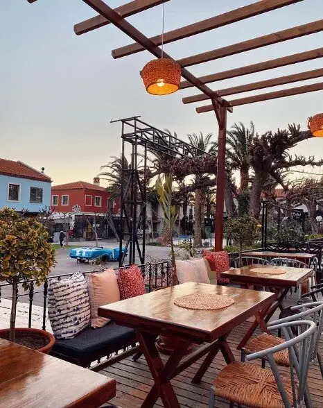 Na Vila Alaçatı Cafe & Restaurant'nin yemek ve ambiyans fotoğrafları 19