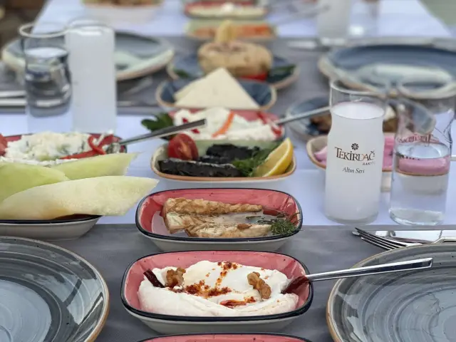 Ya Sonra Karaköy'nin yemek ve ambiyans fotoğrafları 8