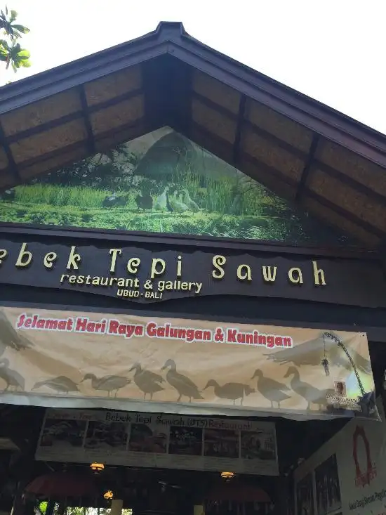 Gambar Makanan Bebek Tepi Sawah Restaurant 3