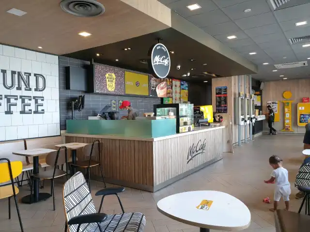 McDonald's & McCafé (Petronas Batu 3) Food Photo 2