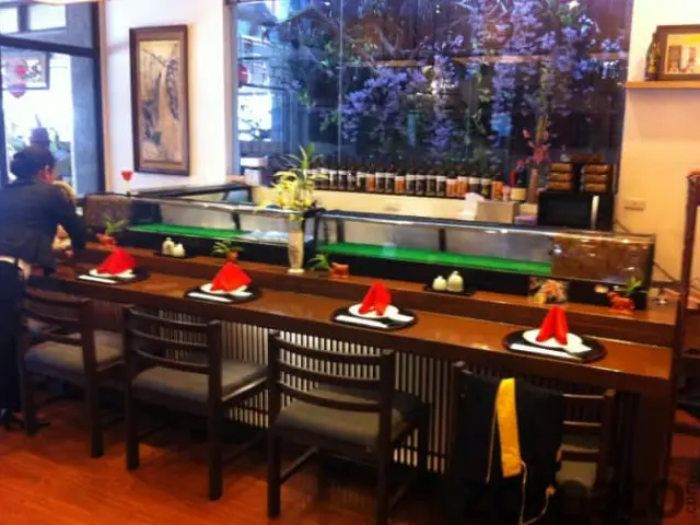 Haru Sushi Bar and Restaurant Food Photo 2
