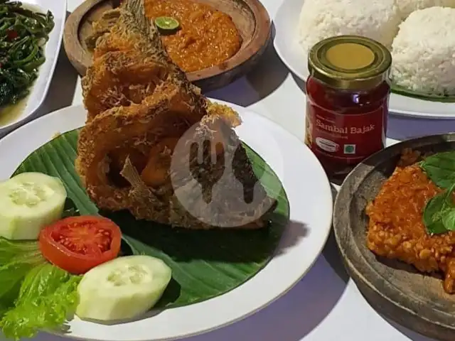 Gambar Makanan Warung Lesehan Yogyakarta, Lembah Dieng 6