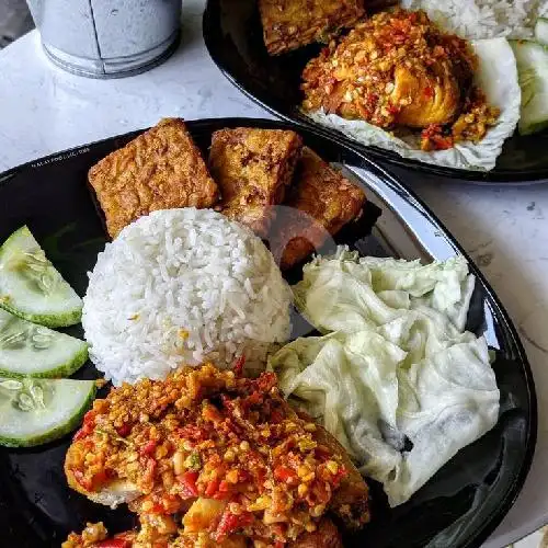 Gambar Makanan Waroeng Alia Boutique, Kebun Jeruk 5