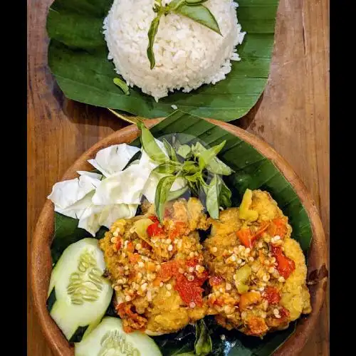 Gambar Makanan Ayam Geprek Maknyus, Seminyak 2