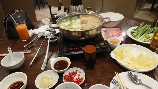 Yue Lai Seafood and Hotpot Restaurant