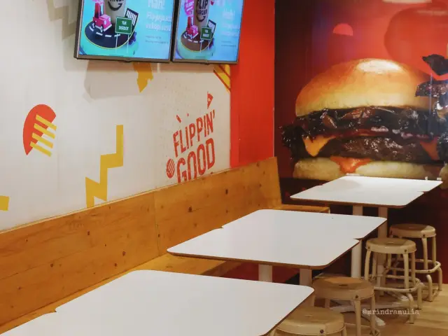 Gambar Makanan Flip Burger 11