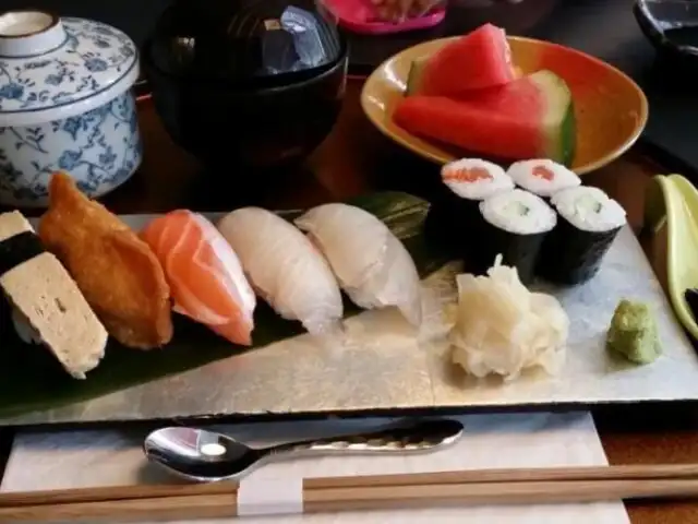 Washoku Den Den Sushi And Japanese Noodle Food Photo 2