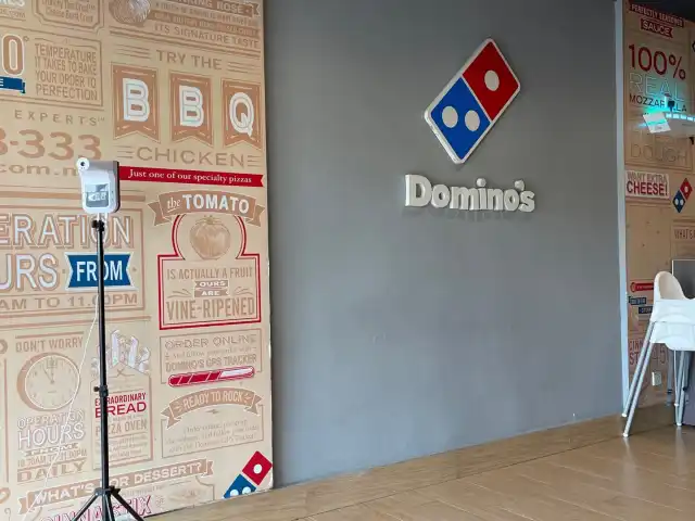 Domino's Pizza Food Photo 2