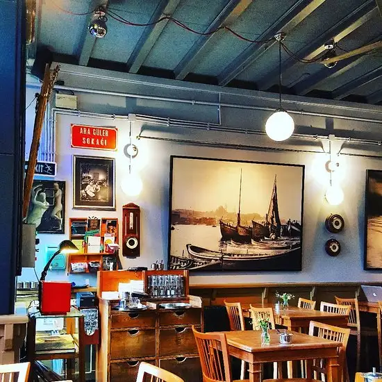 Kafe Ara'nin yemek ve ambiyans fotoğrafları 1