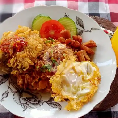 Gambar Makanan Mie Pedas Puan, Jajanan & Ayam Geprek, Flamboyan 2