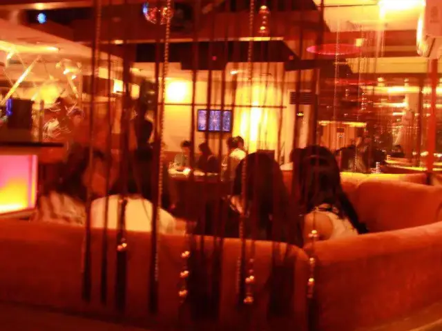 Gambar Makanan Attic's Bar and Lounge 6