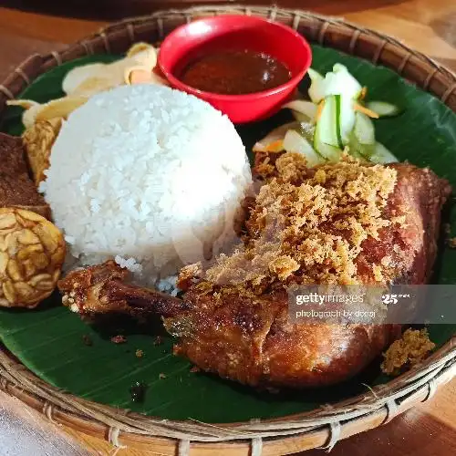 Gambar Makanan Ayam Penyet Sultan, T. Iskadar 3