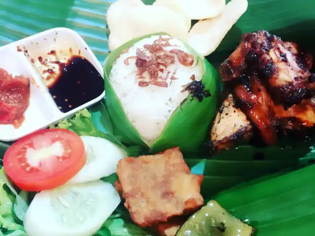 Gambar Makanan Ayam Penyet Joko Solo 5