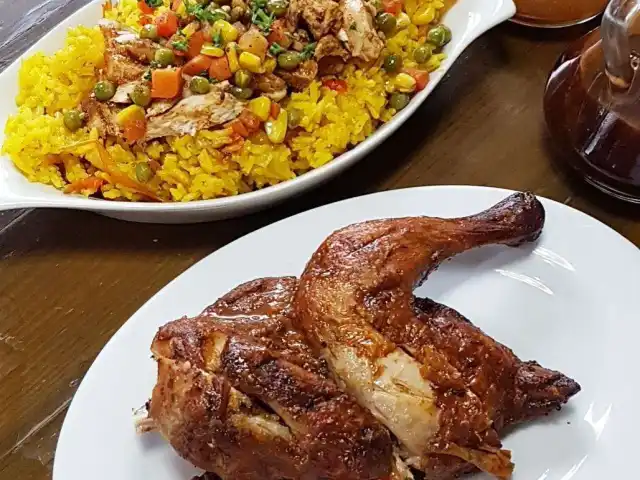 Eduardo's Peri-Peri Flame-Grilled Chicken Food Photo 9