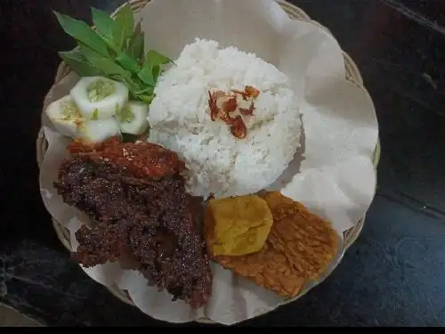 Nasi Bebek Mak Nyos 21 Khas Madura