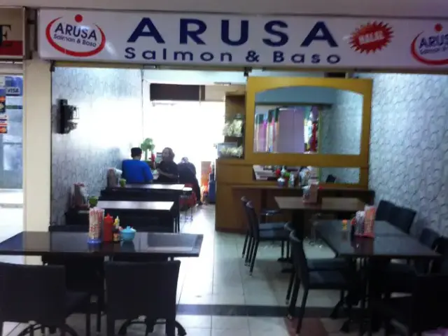 Arusa Salmon & Baso