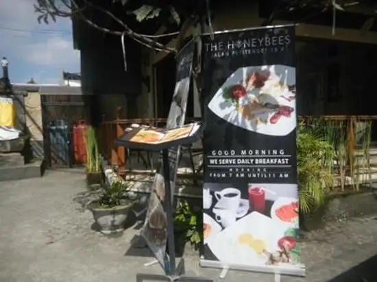 Gambar Makanan Warung Jegeg Restaurant 6