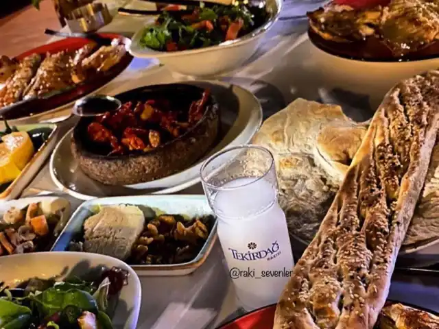 Samatya Develi Restaurant'nin yemek ve ambiyans fotoğrafları 3