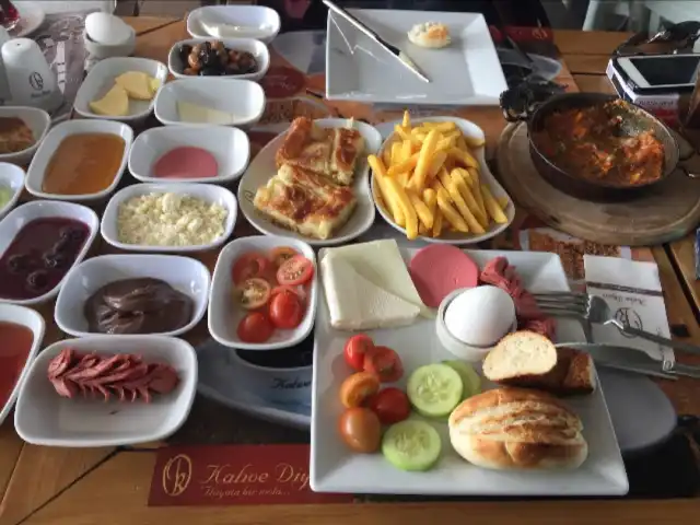 Meram Park Cafe&Kahvaltı'nin yemek ve ambiyans fotoğrafları 2