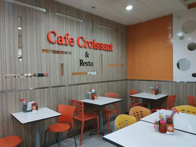 Gambar Makanan Cafe Croissant & Resto 4