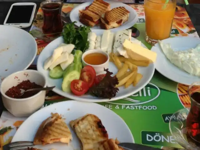 Adıbelli Cafe & Fast Food'nin yemek ve ambiyans fotoğrafları 2