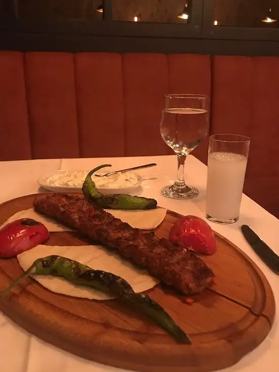 Altıbuçuk Adana Ocakbaşı'nin yemek ve ambiyans fotoğrafları 5
