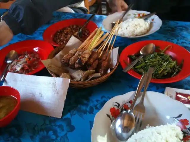 Gambar Makanan Warung Lesehan "Merta Sari" 8