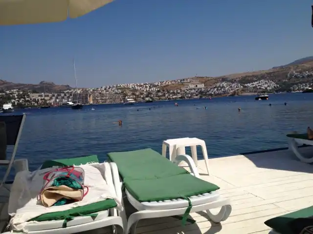 Pier 3 Beach Club'nin yemek ve ambiyans fotoğrafları 4