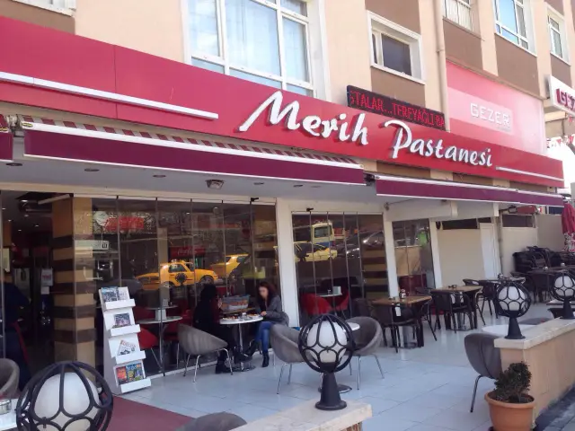 Merih Pastanesi'nin yemek ve ambiyans fotoğrafları 2