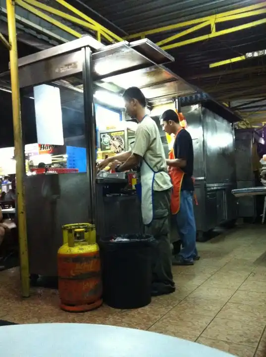 Burger Dan Nasi Lemak Utara