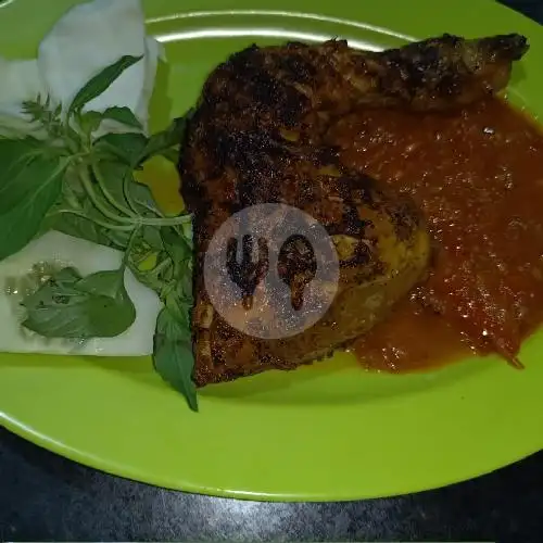 Gambar Makanan Warung Lalapan Aura Jaya, Uluwatu 4