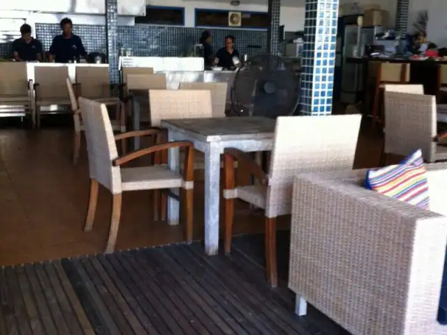 Gambar Makanan Beach Cafe 7