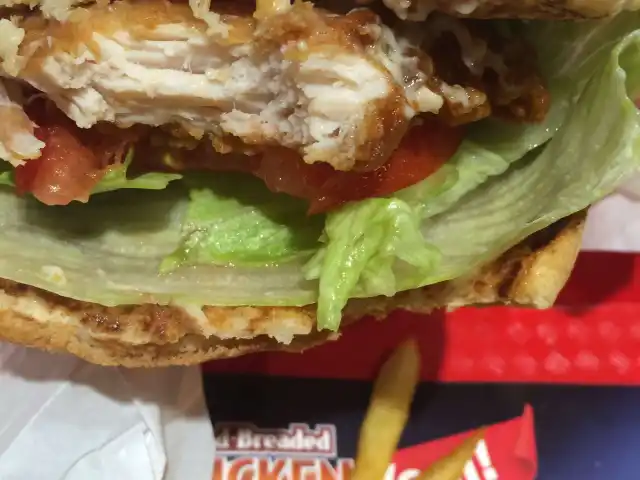 Carl's Jr.'nin yemek ve ambiyans fotoğrafları 53