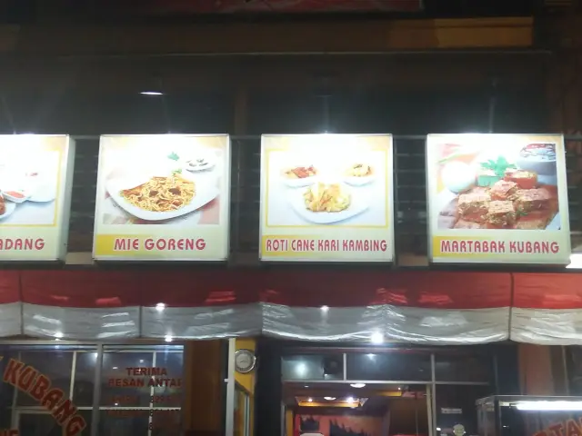 Gambar Makanan Martabak Kubang Hayuda 3