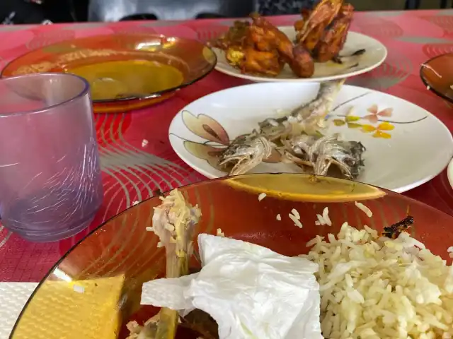 Ja Nasi Ayam Kampung Madu Food Photo 1