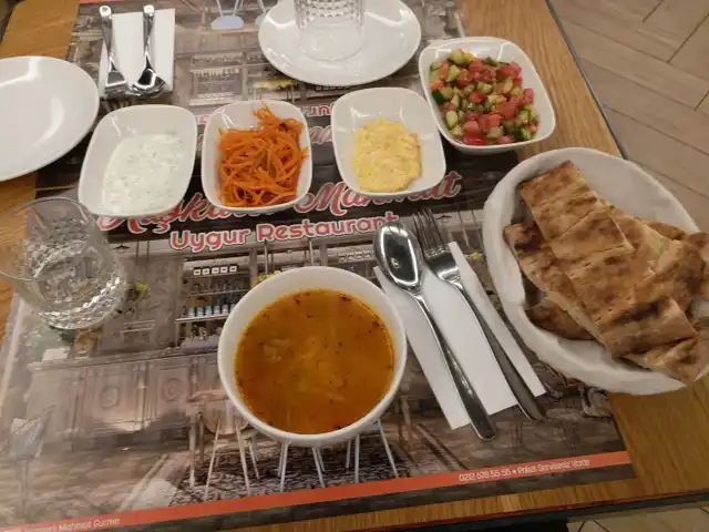 Kaşgarlı Uygur Restaurant'nin yemek ve ambiyans fotoğrafları 8
