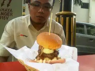 Burger Bako Longgok